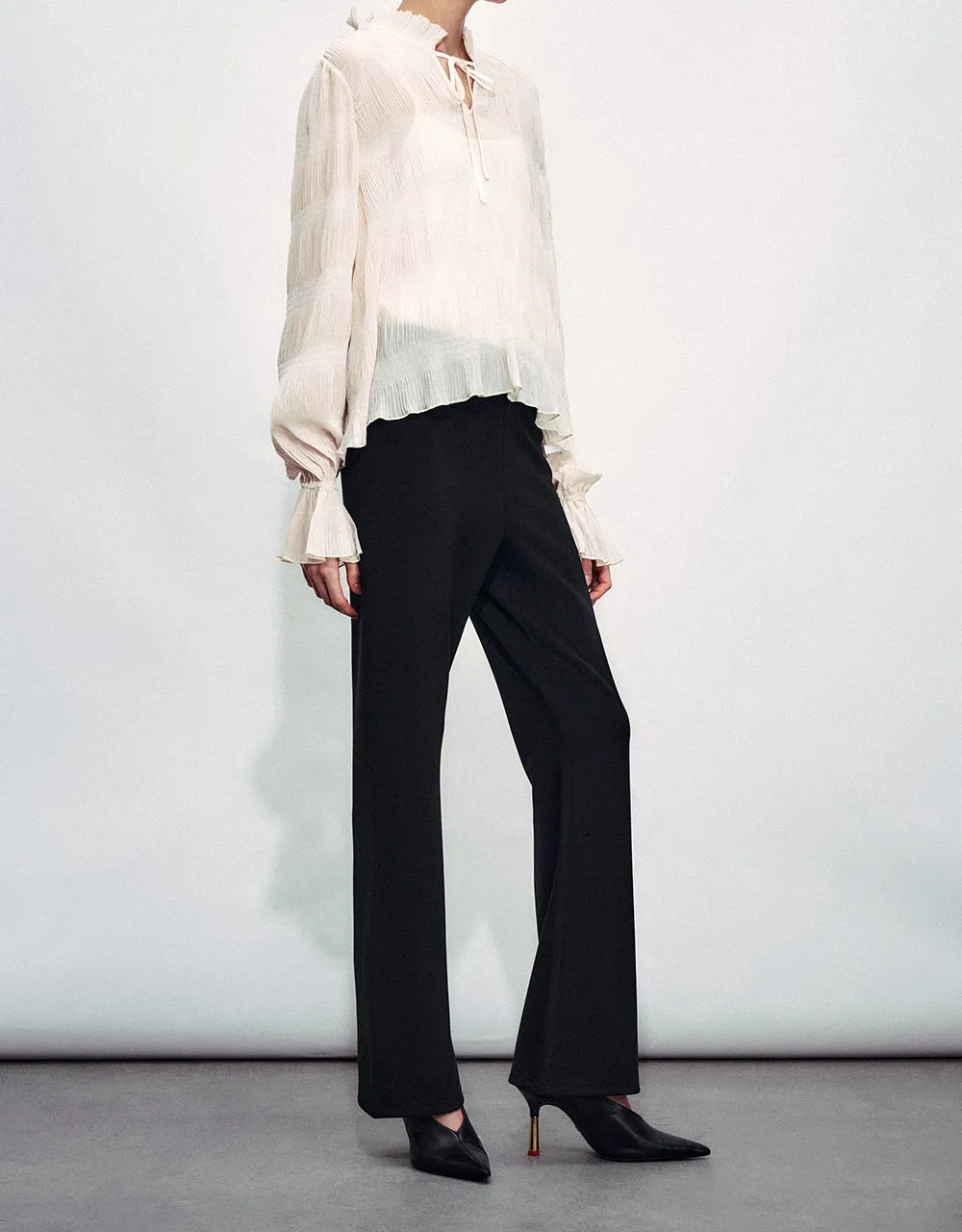 Elastic Waist Knitted Flare Pants sold by Urban Revivo product image thumbnail 4