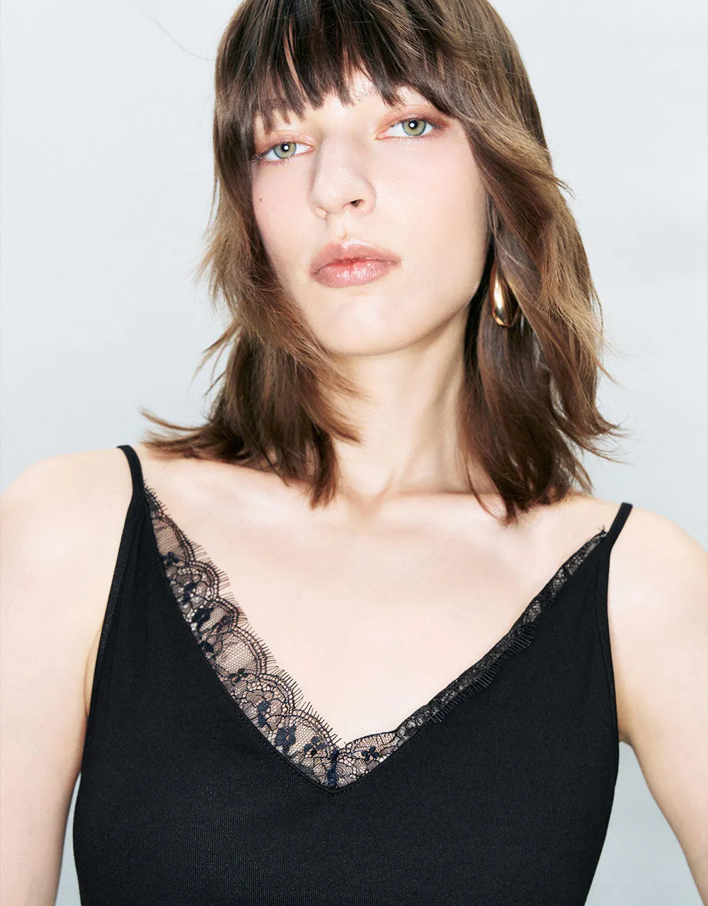 Sleeveless Skinny Skater Dress sold by Urban Revivo product image thumbnail 4