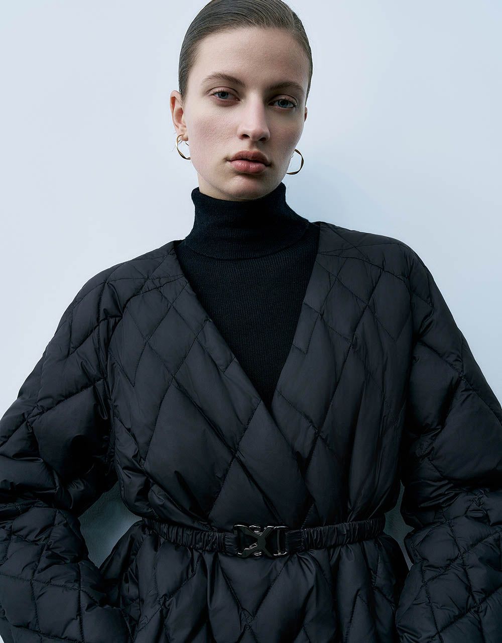 V-Neck Down Jacket With Belt sold by Urban Revivo product image thumbnail 5