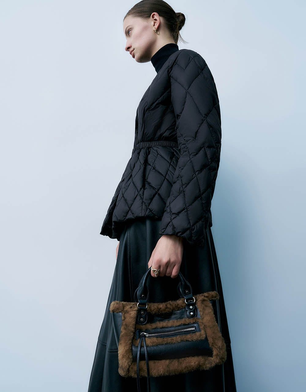 V-Neck Down Jacket With Belt sold by Urban Revivo product image thumbnail 3
