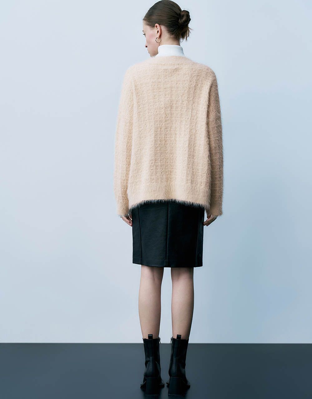 Faux Pearl Button Knitted Cardigan sold by Urban Revivo product image thumbnail 4