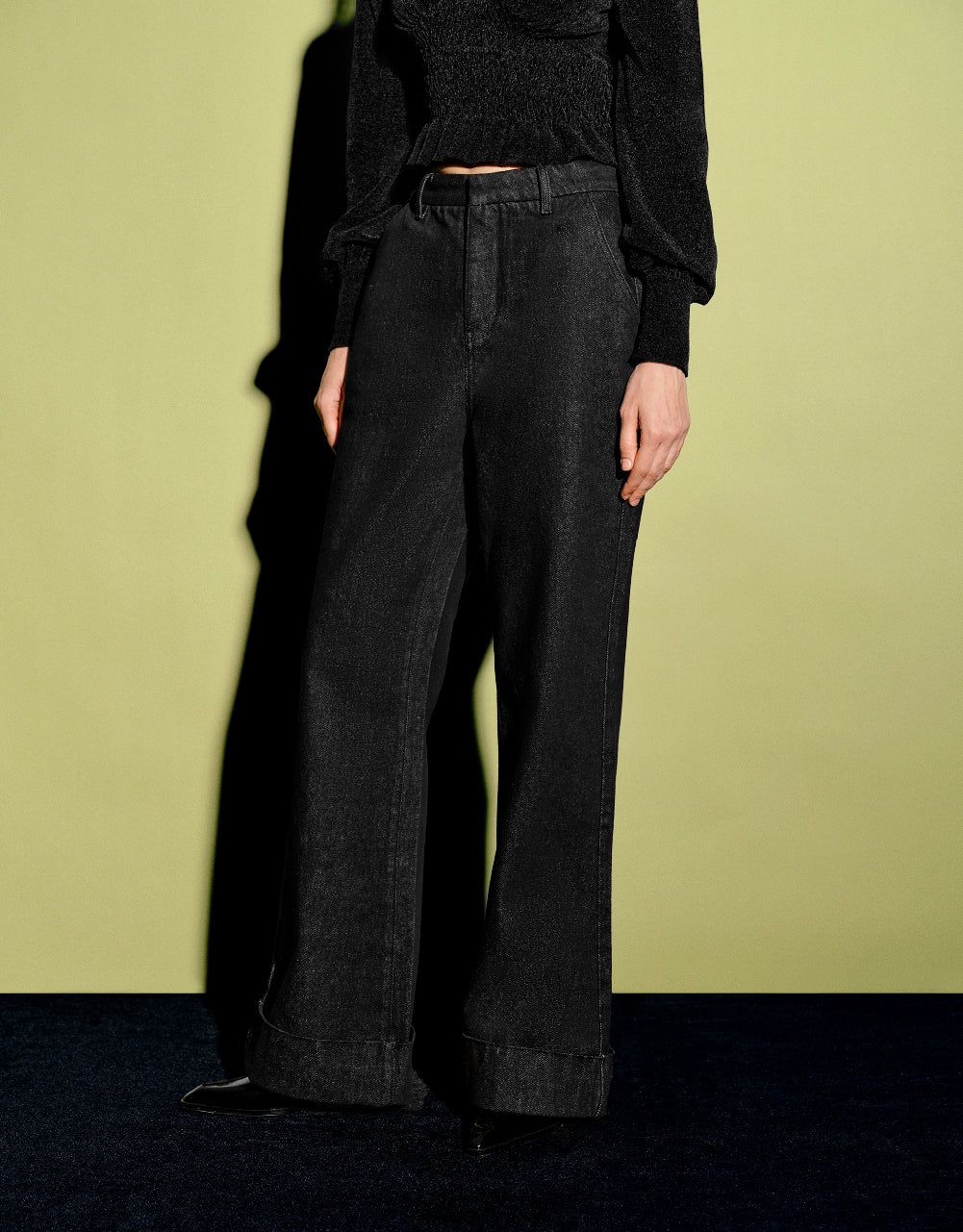 Rolled Up Hem Wide-Leg Jeans sold by Urban Revivo product image thumbnail 4