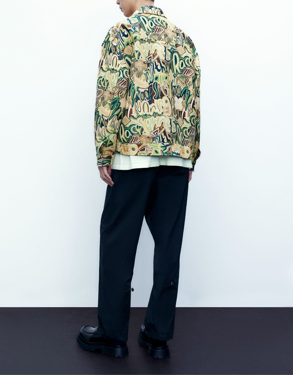 Oversized Jogger Pants With Belt sold by Urban Revivo product image thumbnail 4