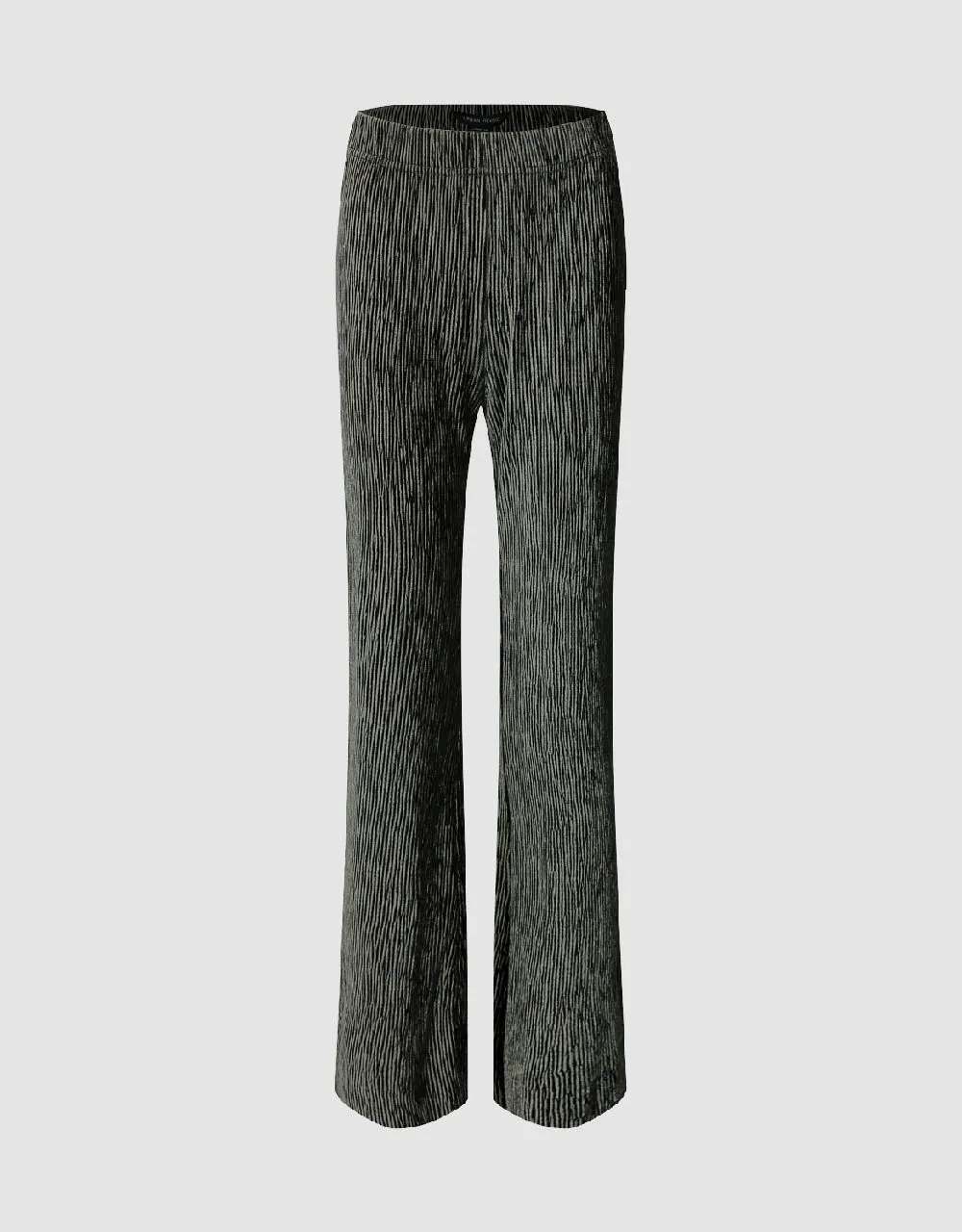 Elastic Waist Knitted Straight Pants sold by Urban Revivo