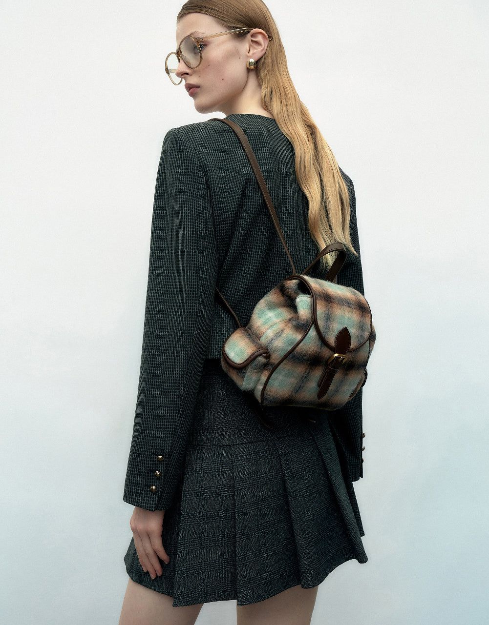 Crew Neck Straight Jacket sold by Urban Revivo product image thumbnail 3