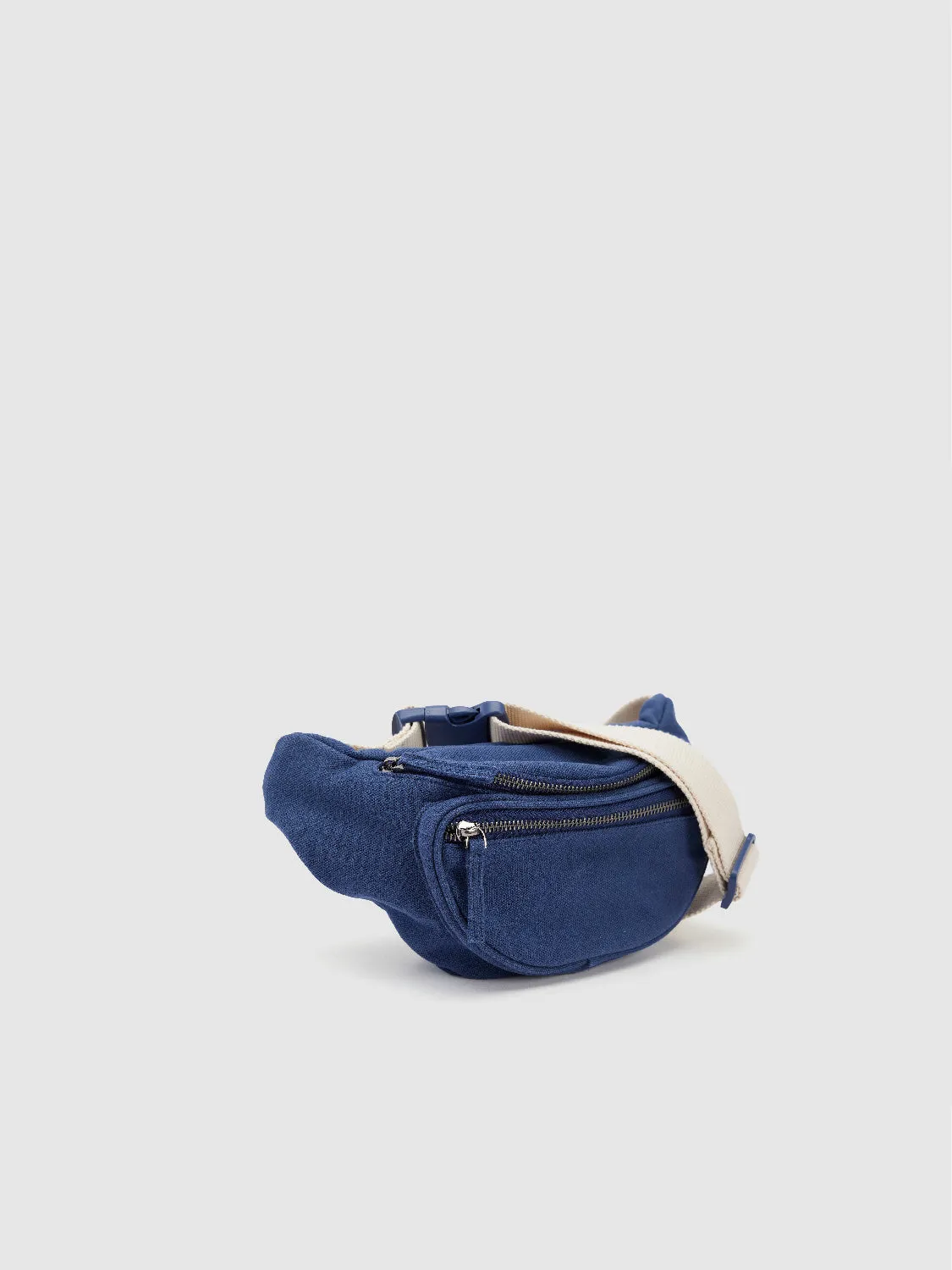 Denim Fanny Pack sold by Urban Revivo product image thumbnail 3
