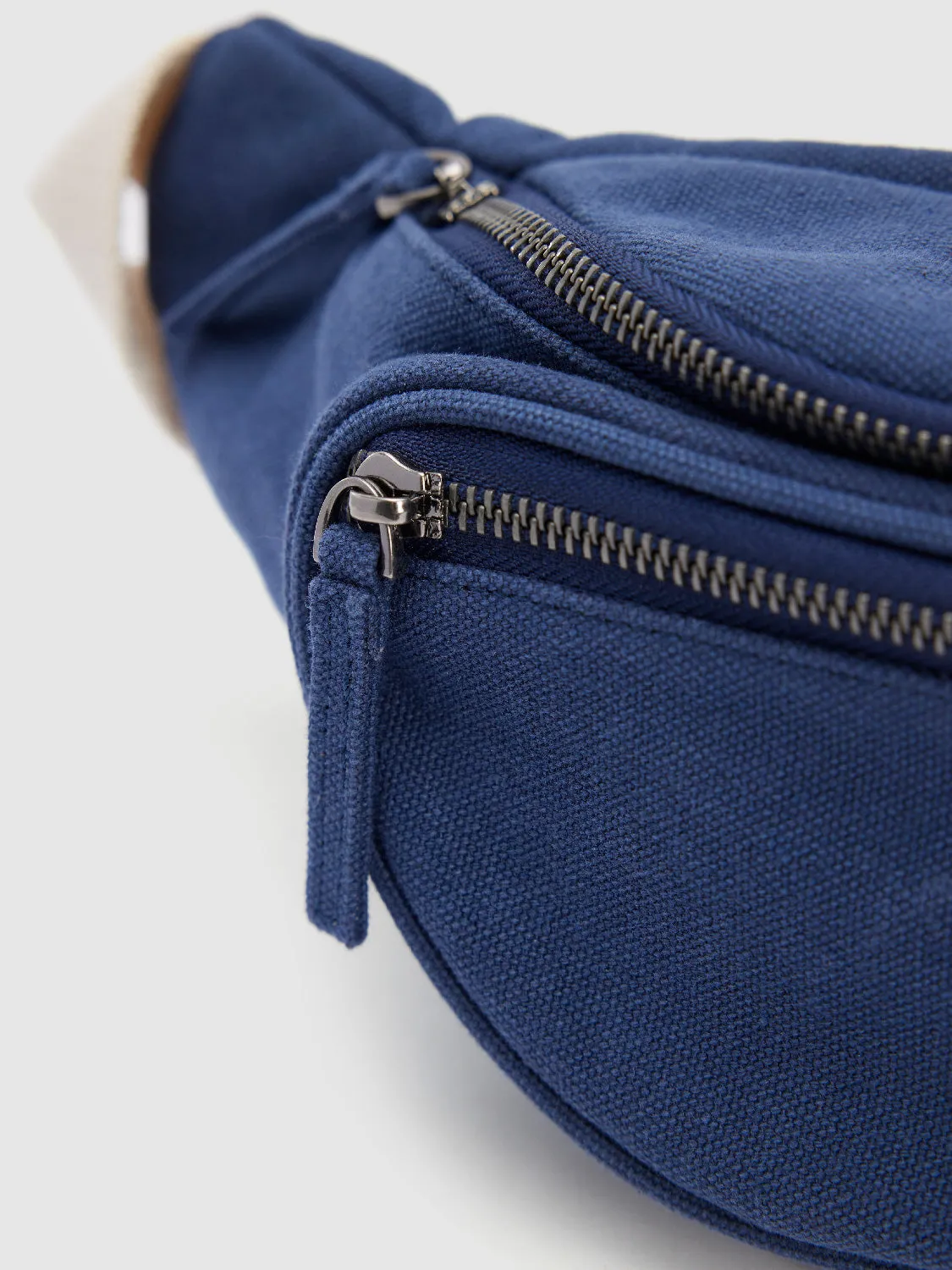 Denim Fanny Pack sold by Urban Revivo product image thumbnail 5
