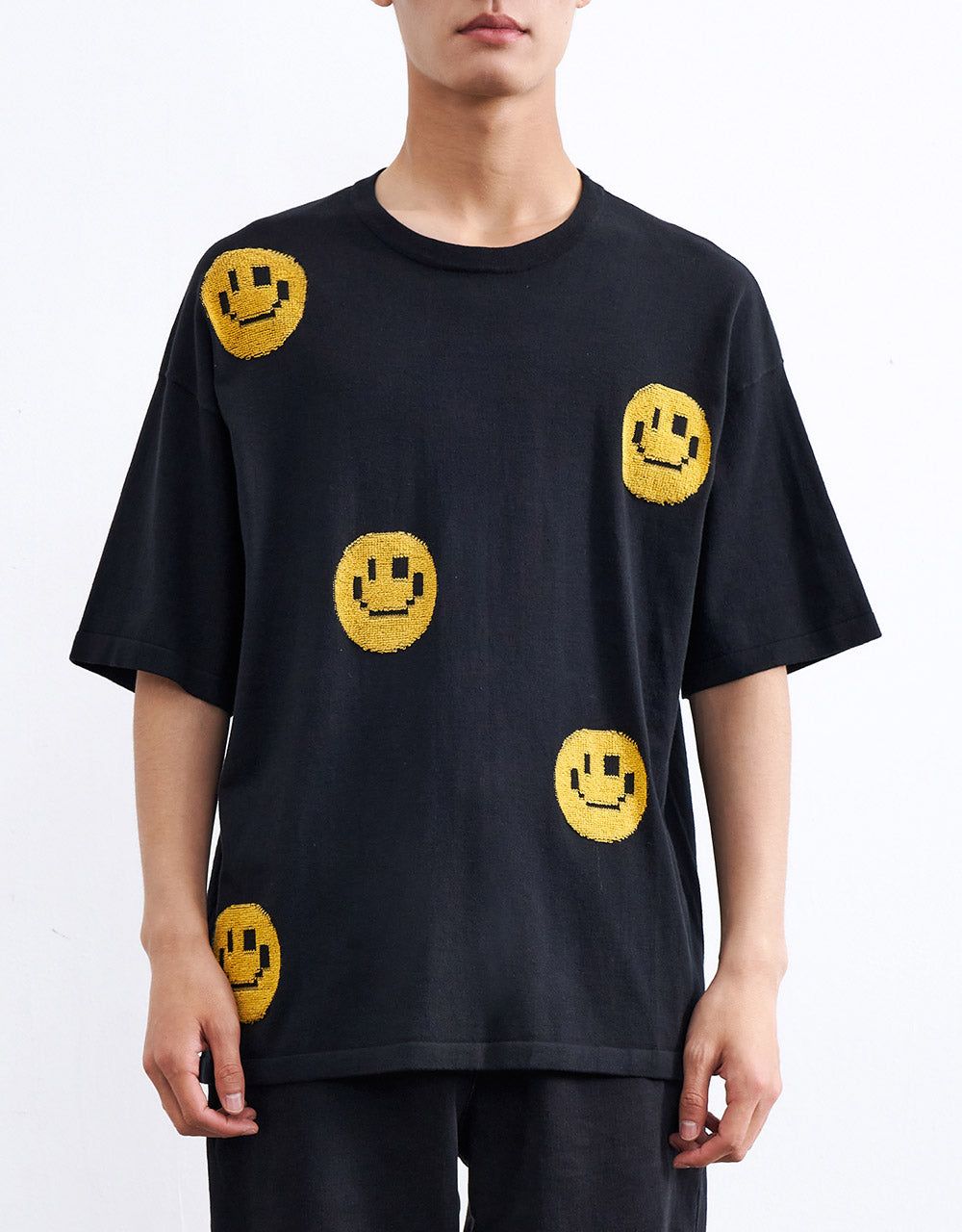 Happy Face T-Shirt sold by Urban Revivo product image thumbnail 2