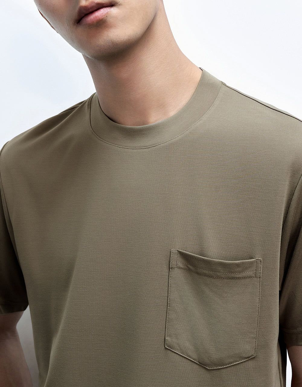 Crew Neck Loose T-Shirt sold by Urban Revivo product image thumbnail 5