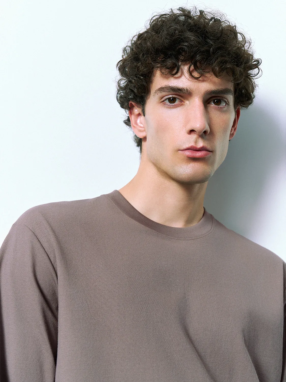 Crew Neck Loose T-Shirt sold by Urban Revivo product image thumbnail 4