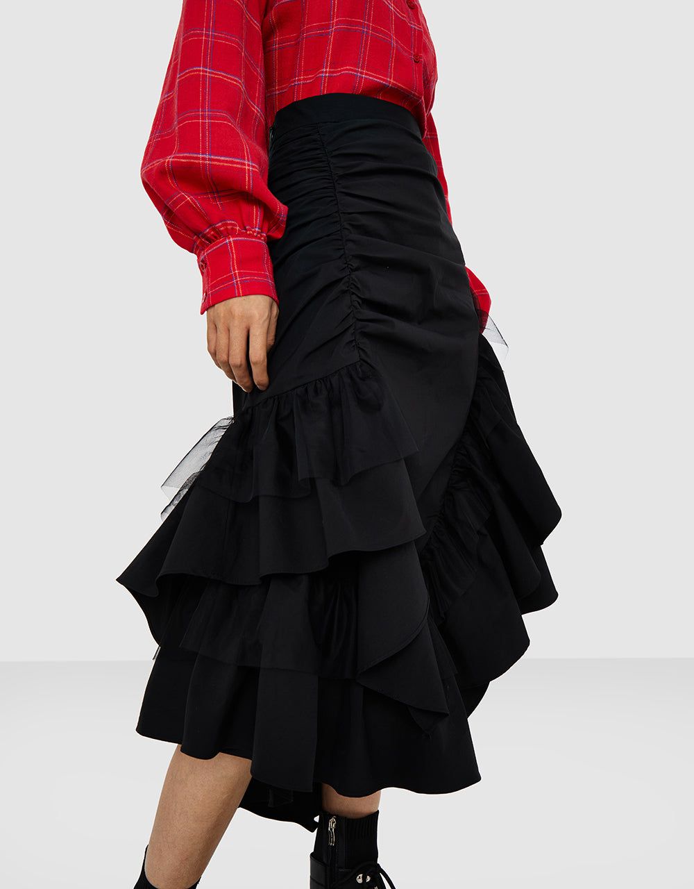 Asymmetric Ruffled Skirt sold by Urban Revivo product image thumbnail 3