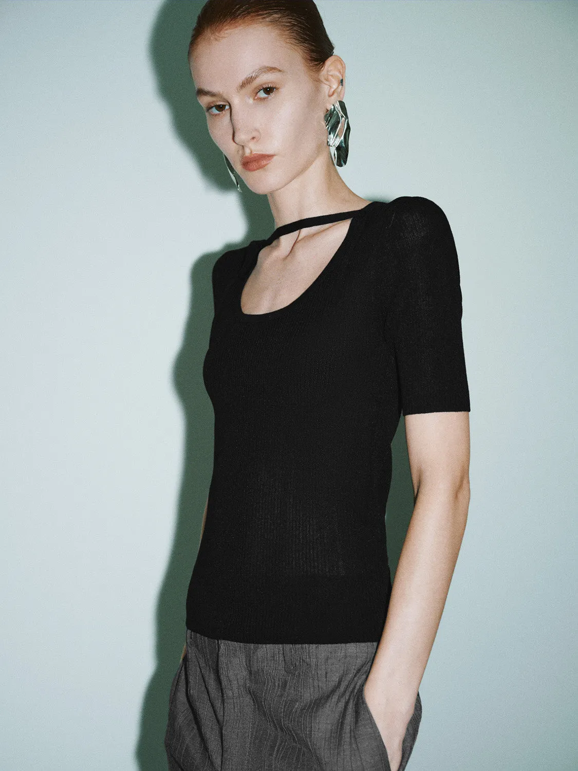 Keyhole Neck Skinny Knitted T-Shirt sold by Urban Revivo product image thumbnail 3