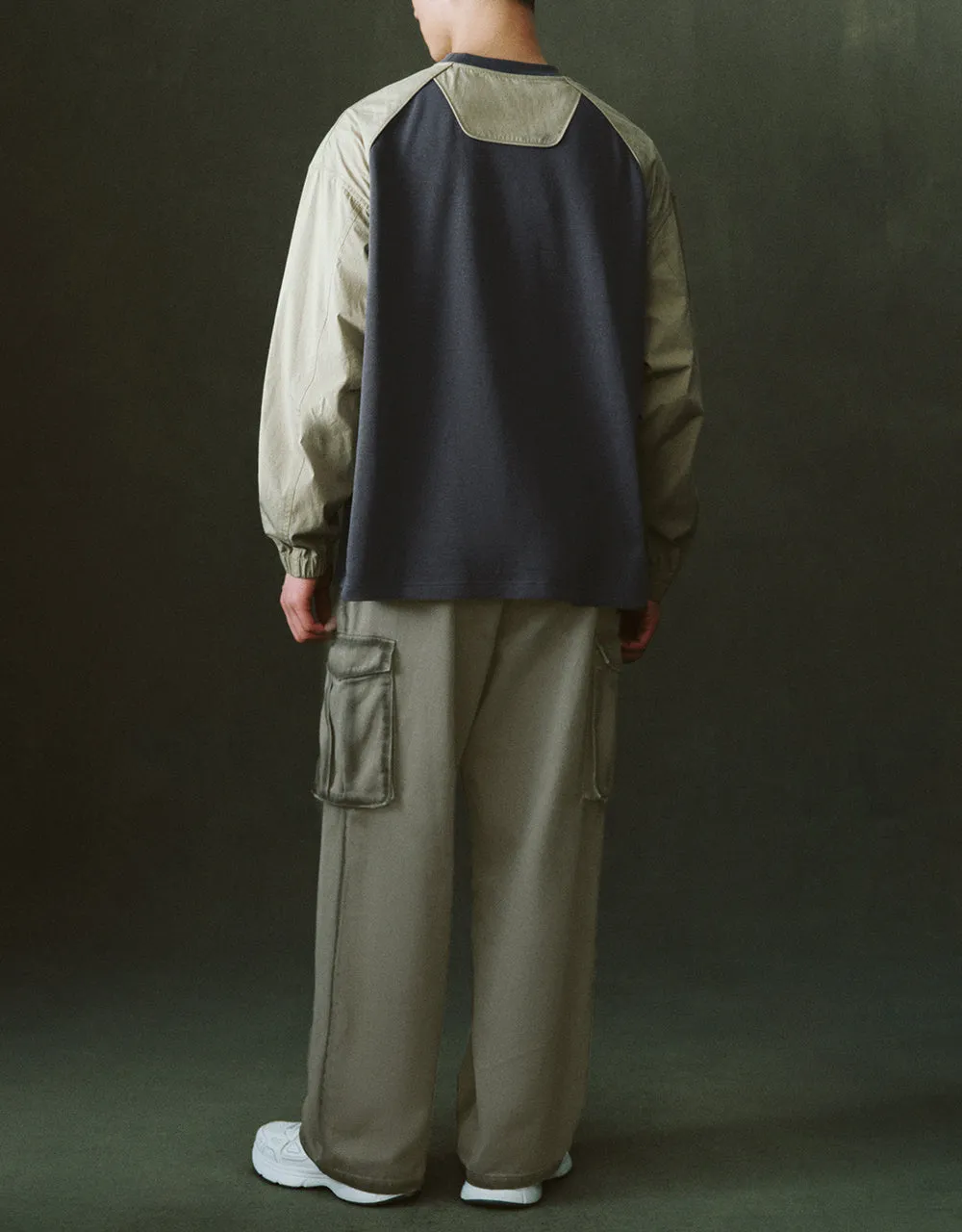Two Toned Crew Neck Knitted T-Shirt sold by Urban Revivo product image thumbnail 5