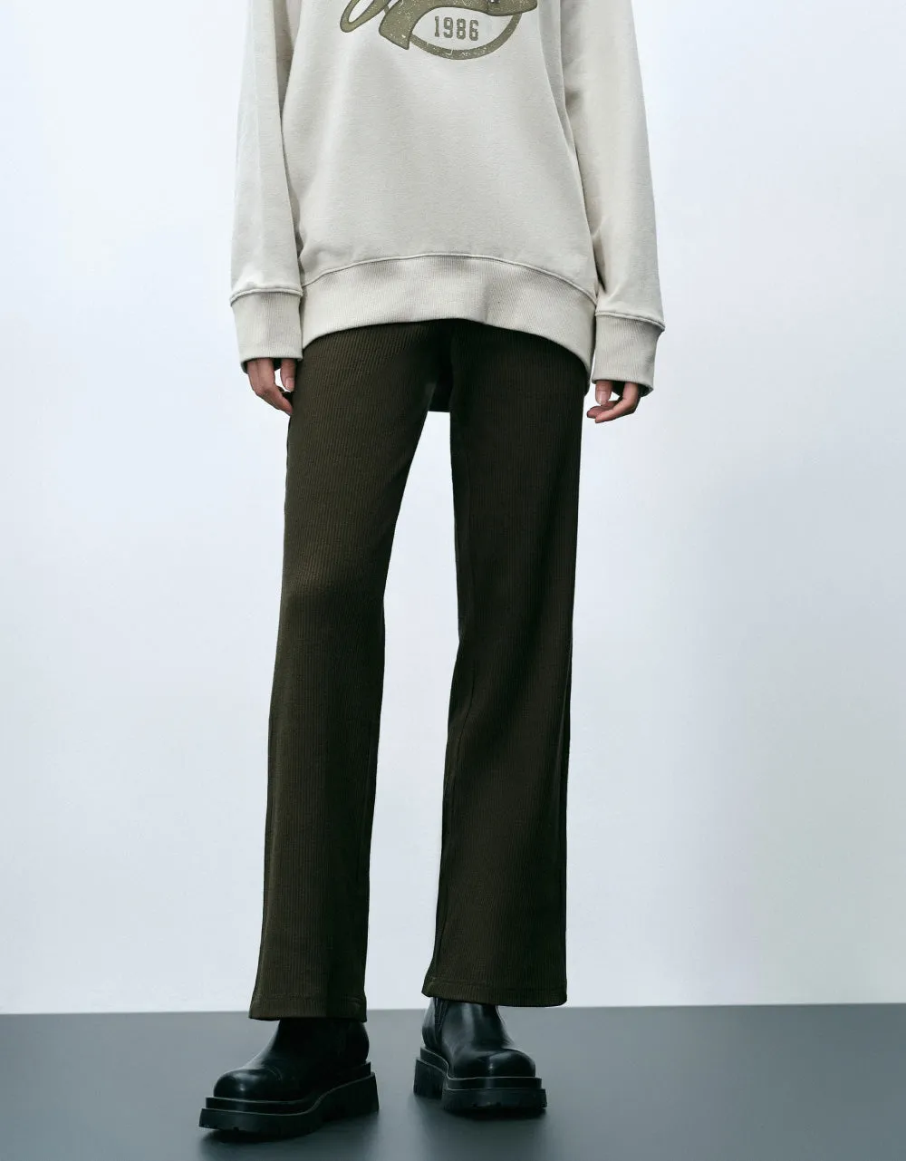 Knitted Flare Pants sold by Urban Revivo product image thumbnail 2