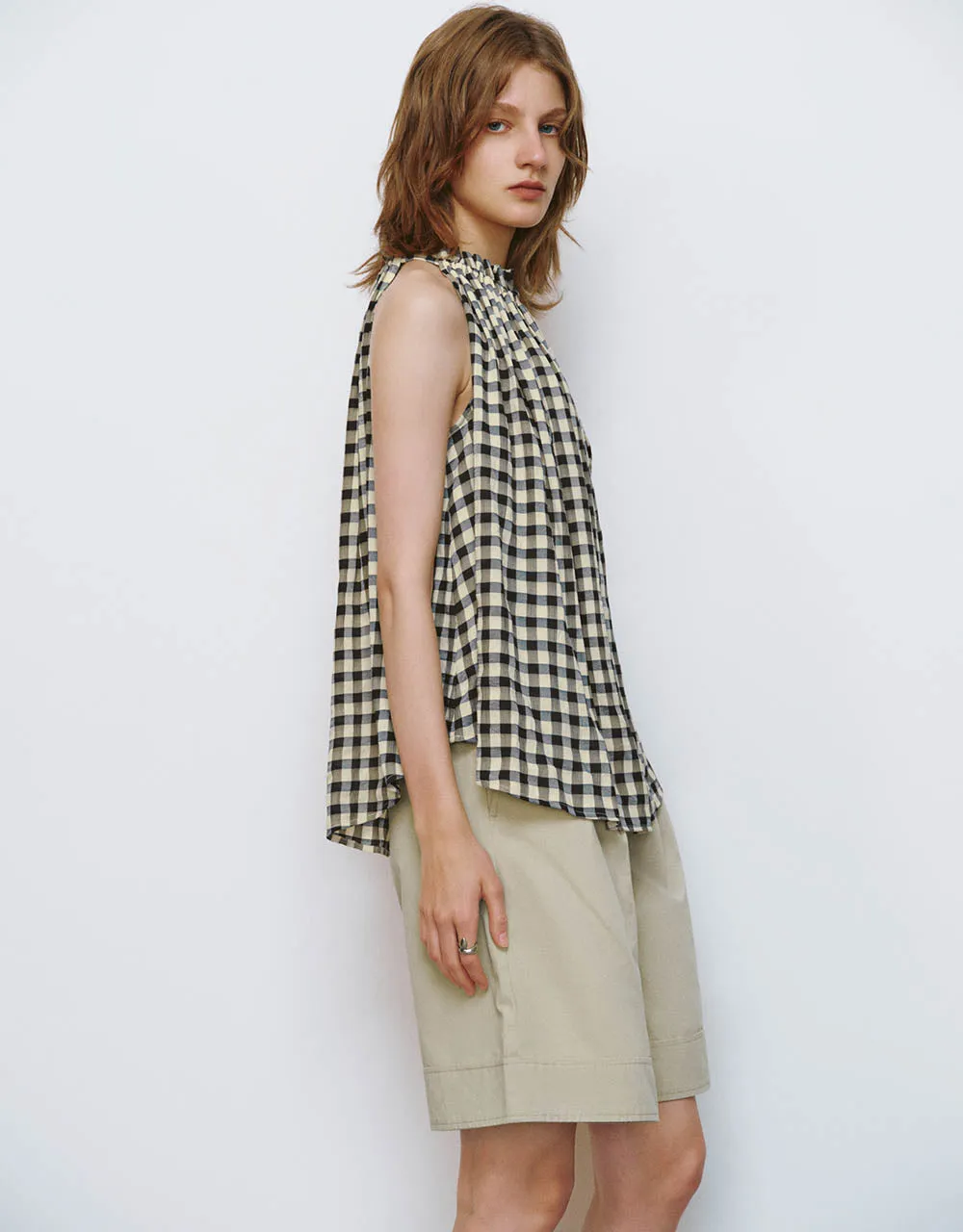 Halter Neck Plaid Sleeveless Blouse sold by Urban Revivo product image thumbnail 3