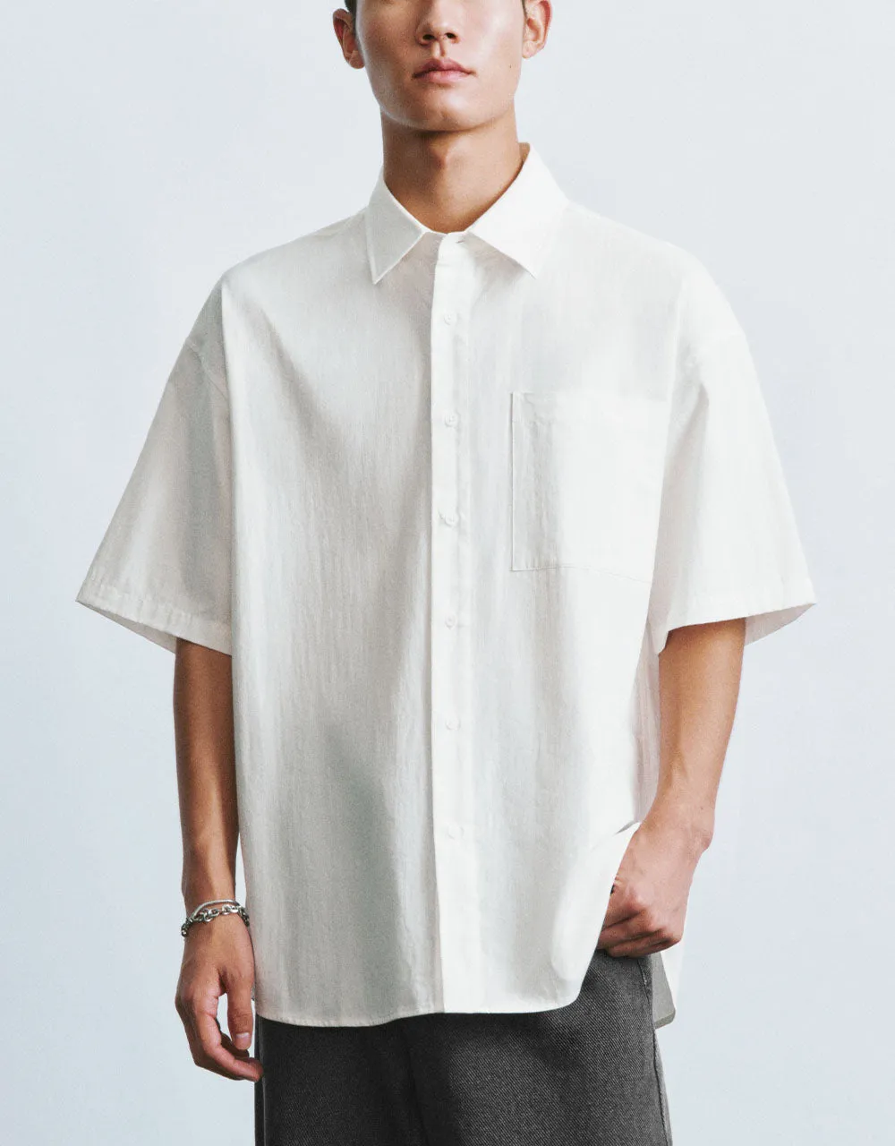 Button Up Loose Shirt sold by Urban Revivo product image thumbnail 2