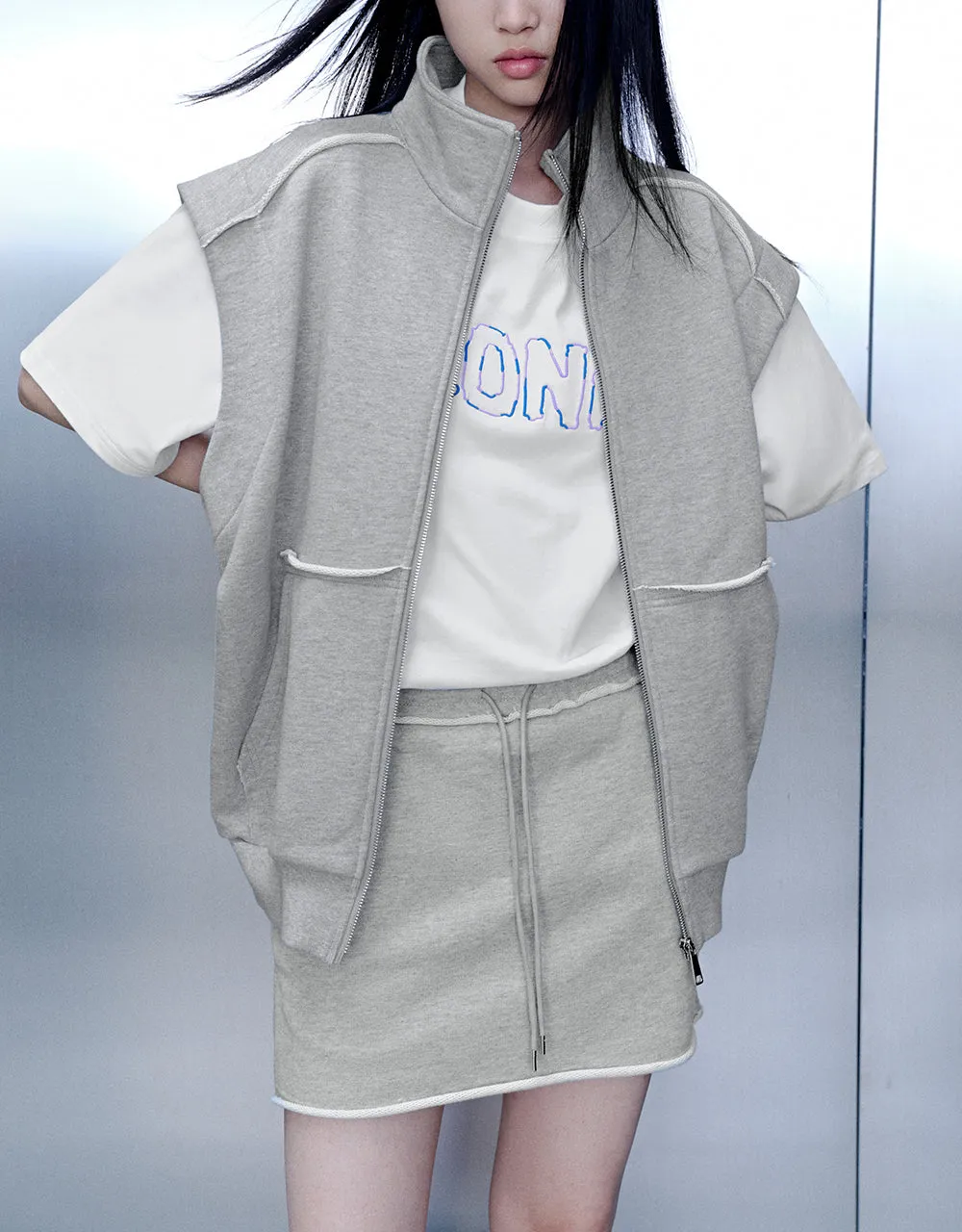 Zipper Front Stand Collar Waistcoat sold by Urban Revivo product image thumbnail 2