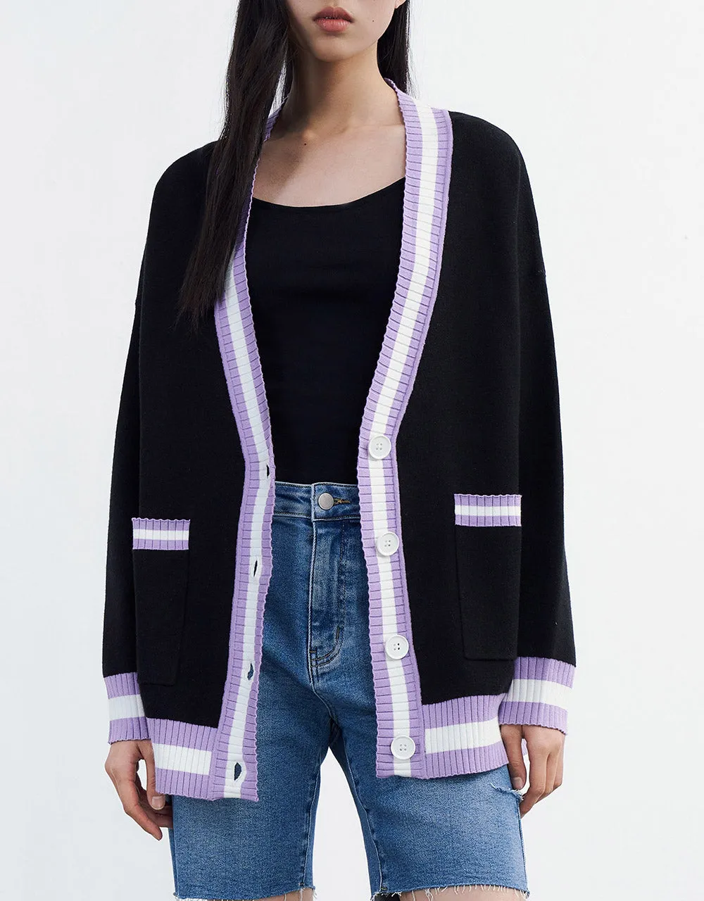 Contrast Trim Button Up Cardigan sold by Urban Revivo product image thumbnail 3