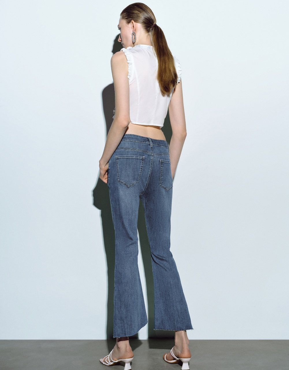 Split Hem Flare Jeans sold by Urban Revivo product image thumbnail 5