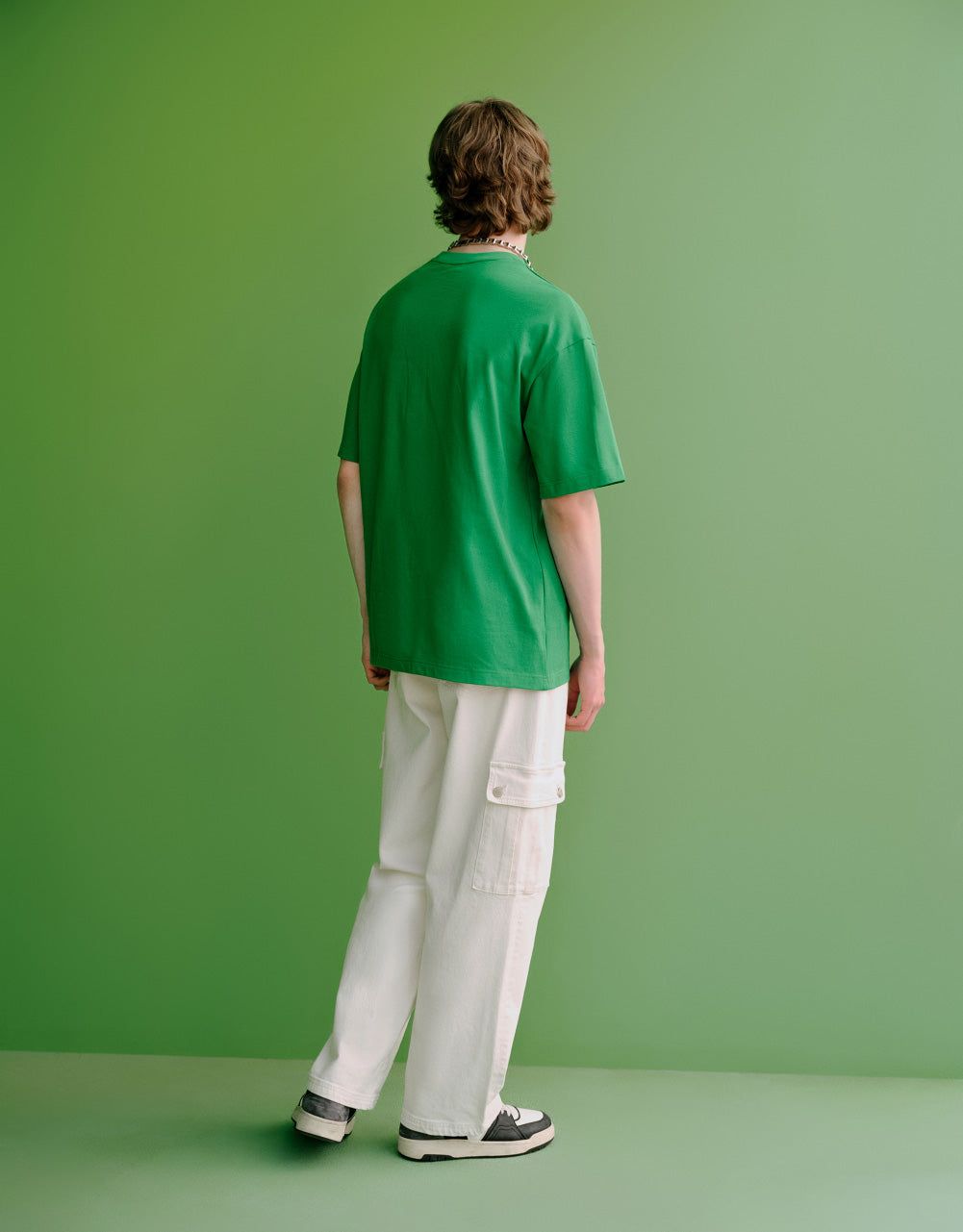 Basic Crew Neck T-Shirt sold by Urban Revivo product image thumbnail 4