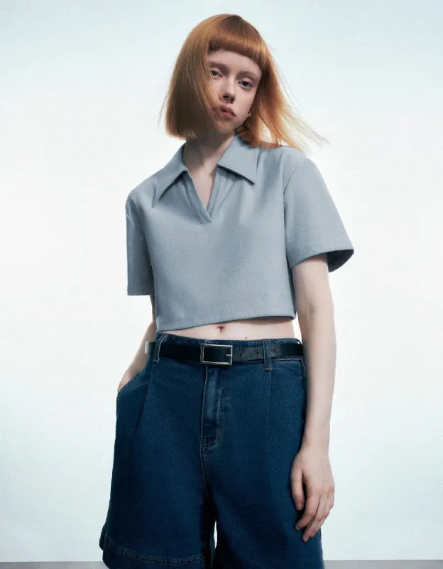 V-Neck Straight T-Shirt sold by Urban Revivo