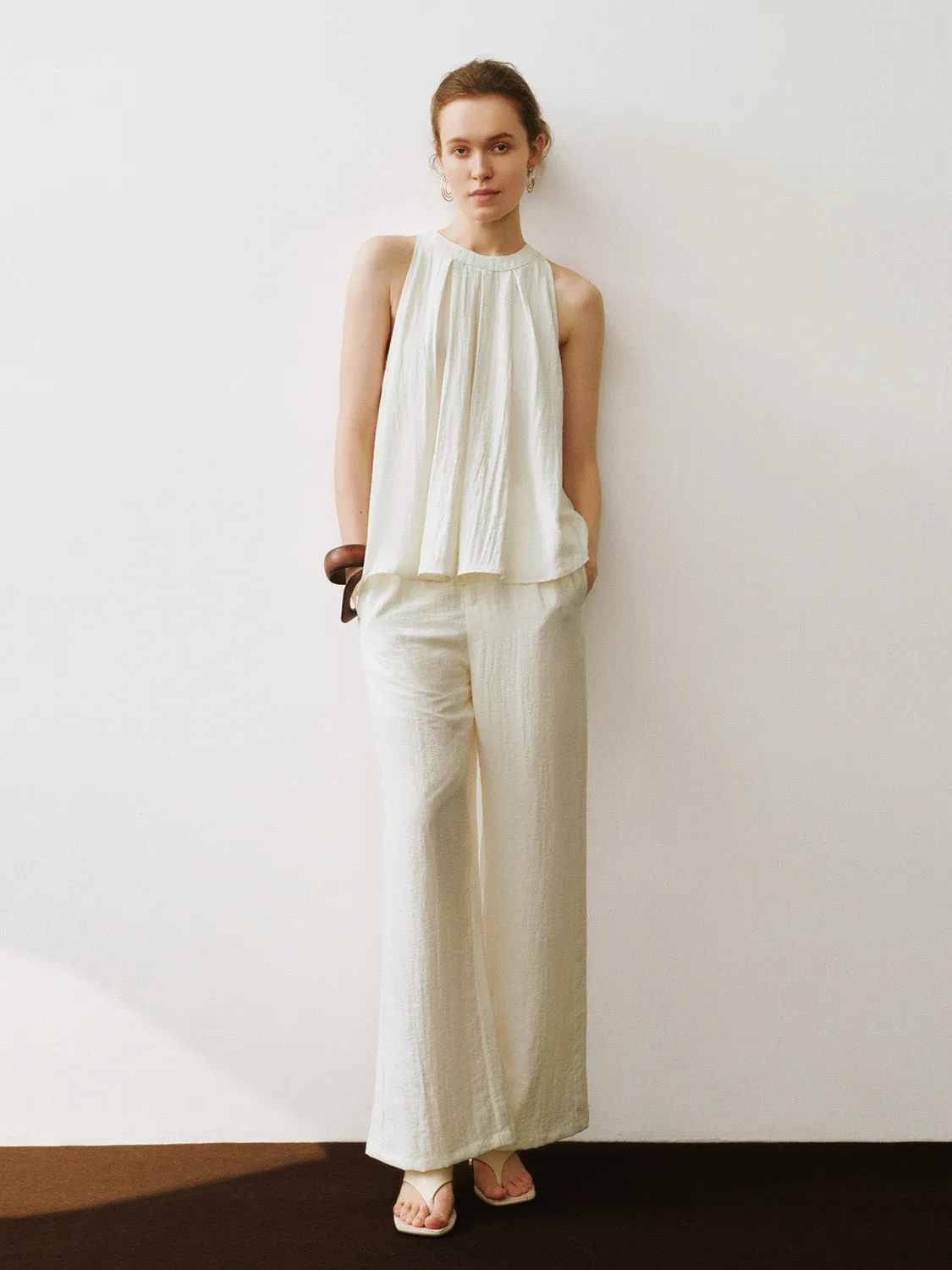 Sleeveless Loose Blouse sold by Urban Revivo product image thumbnail 5