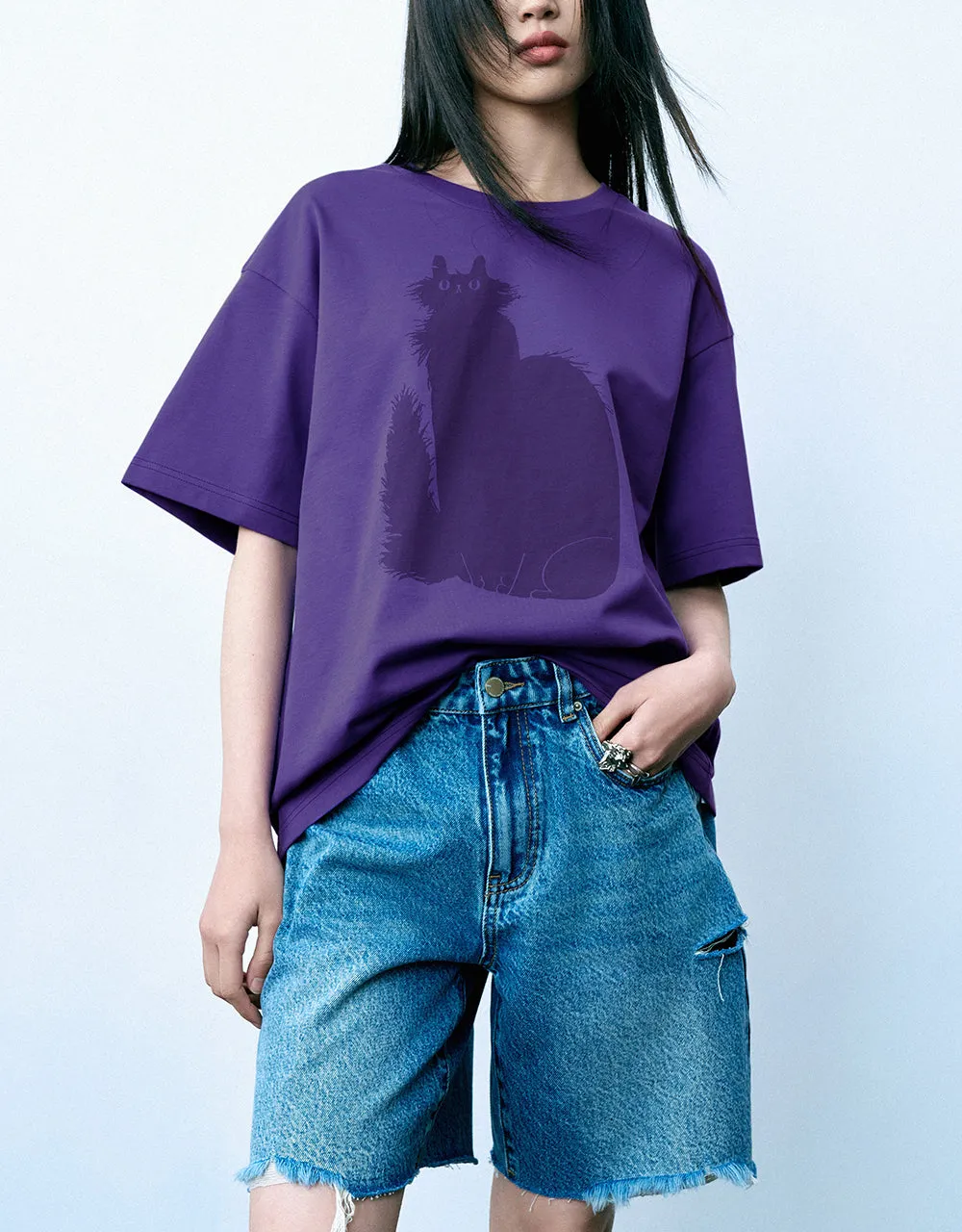 Cat Printed Crew Neck Loose T-Shirt sold by Urban Revivo product image thumbnail 2
