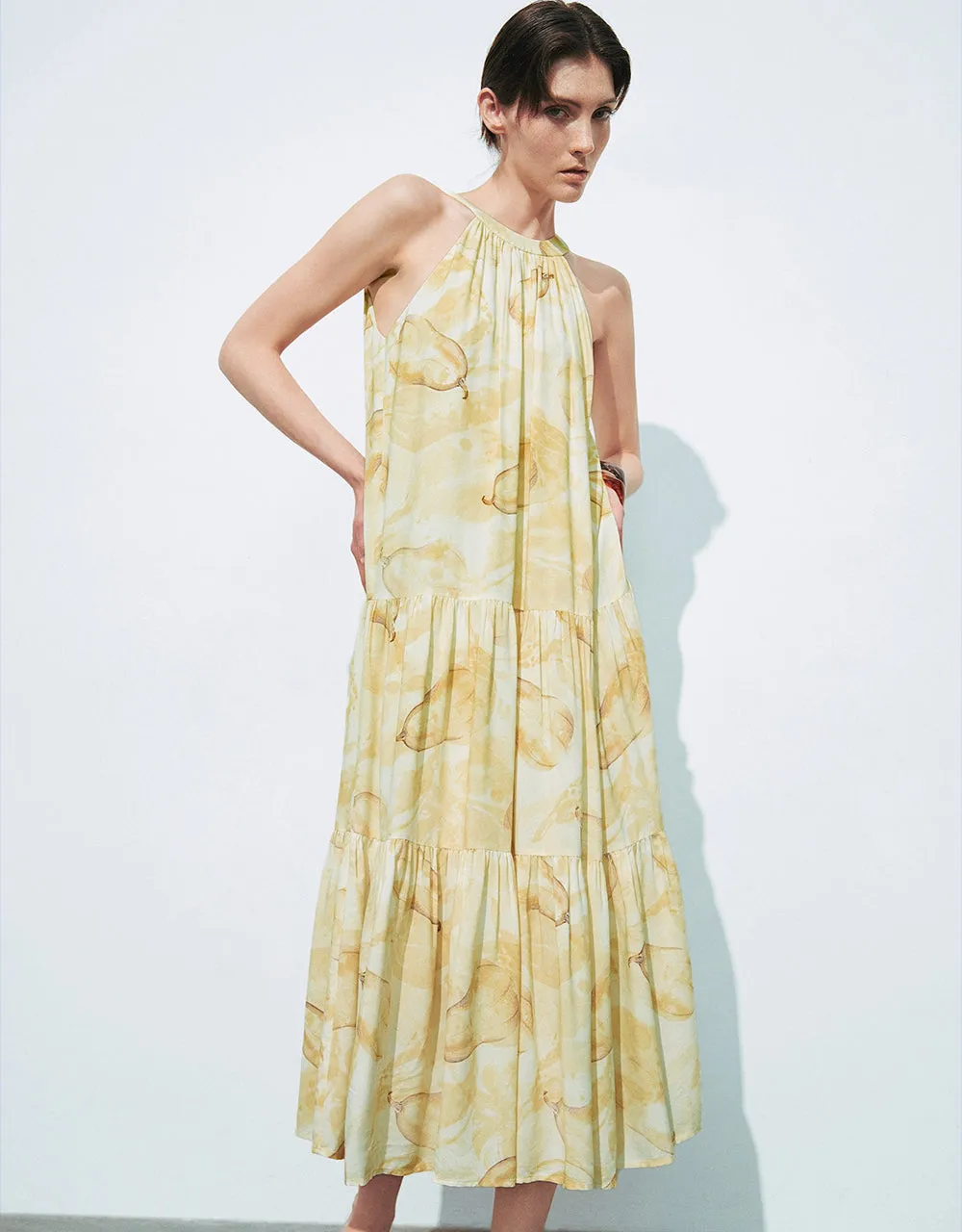 Halter Neck Sleeveless Printed Straight Dress sold by Urban Revivo product image thumbnail 3