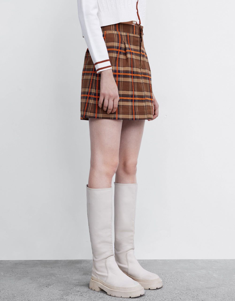 Plaid Mini A-Line Skirt sold by Urban Revivo product image thumbnail 3