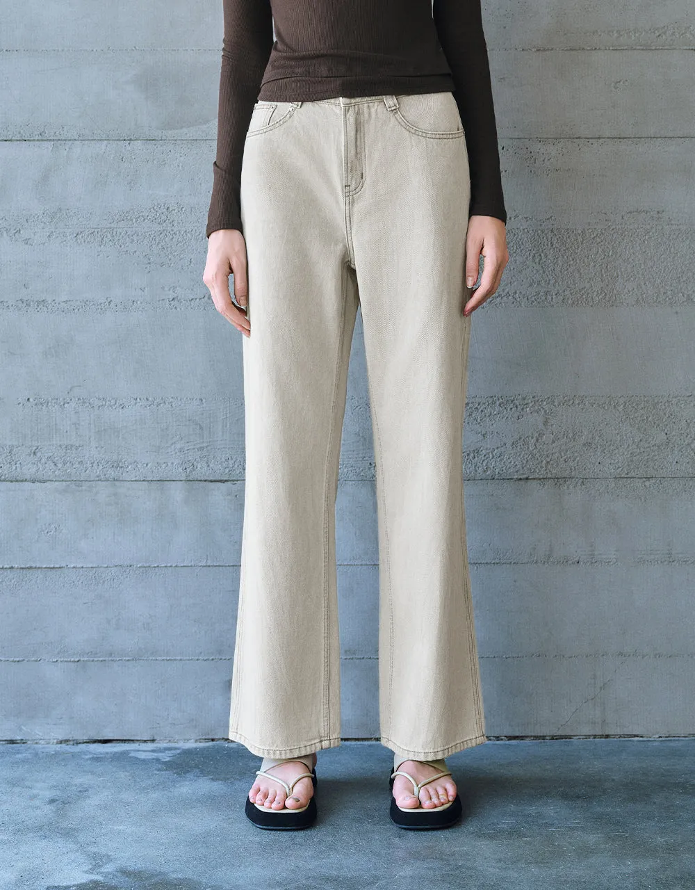 Straight Jeans sold by Urban Revivo product image thumbnail 3