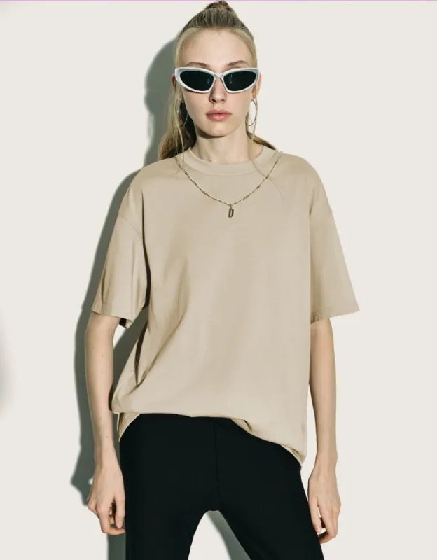 Regular T-Shirt With Necklace sold by Urban Revivo