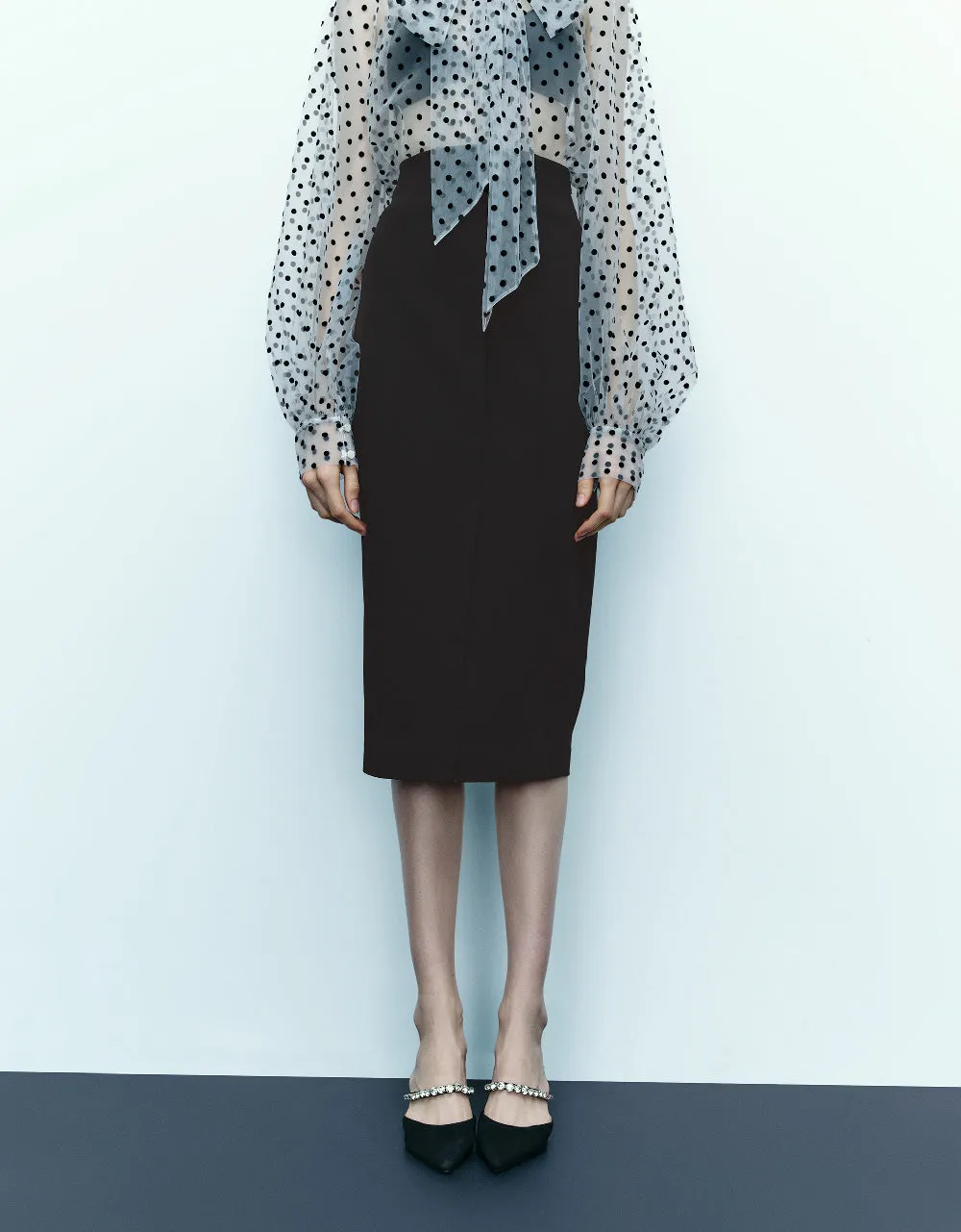 Skinny Straight Skirt sold by Urban Revivo product image thumbnail 2