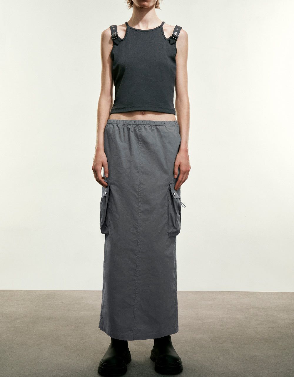 Midi Straight Skirt sold by Urban Revivo product image thumbnail 2