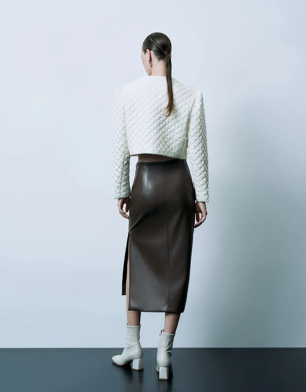 Embossed U Neck Padded Coat sold by Urban Revivo product image thumbnail 4