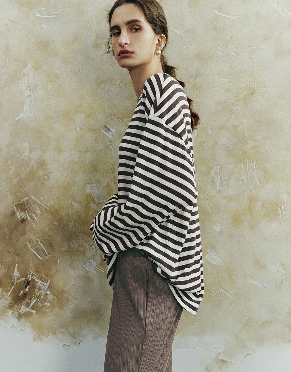 Striped Crew Neck Loose T-Shirt sold by Urban Revivo product image thumbnail 3