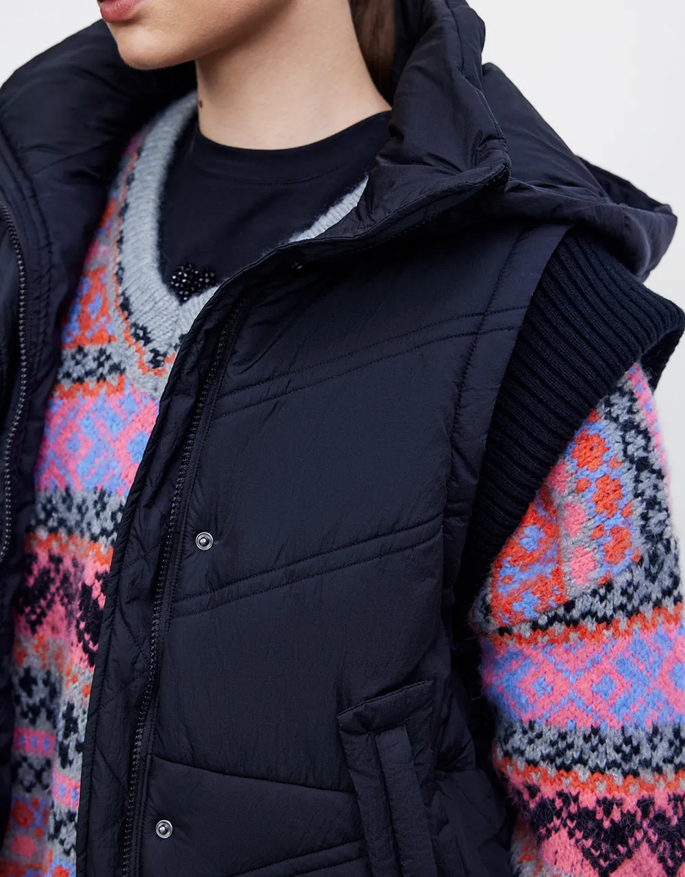 Hooded Padded Waistcoat sold by Urban Revivo product image thumbnail 4