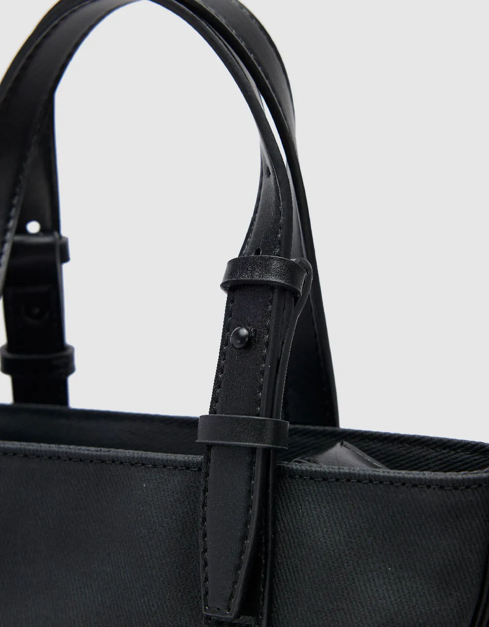 Shoulder Bag sold by Urban Revivo product image thumbnail 5