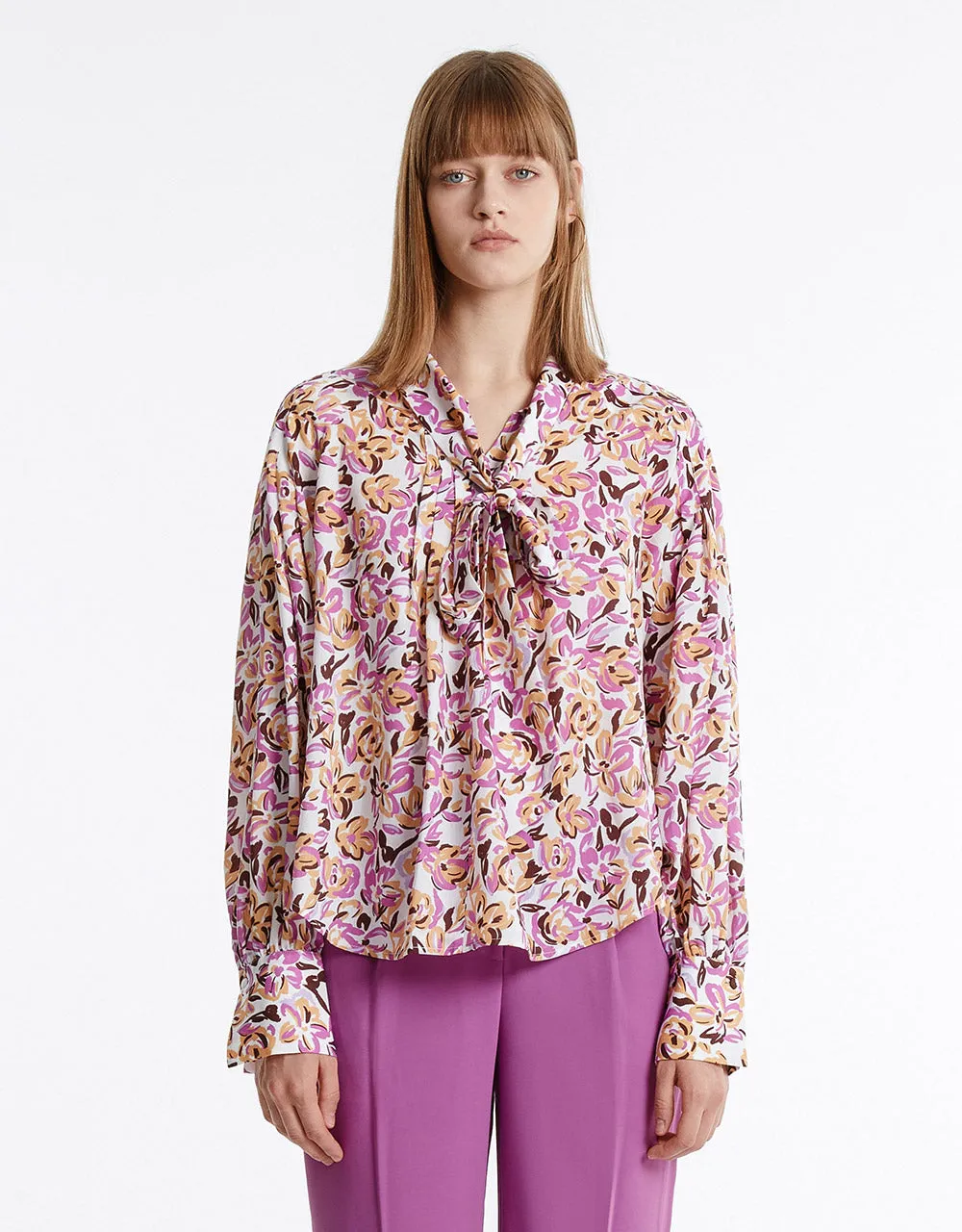 Bow Detail Floral Blouse sold by Urban Revivo product image thumbnail 3