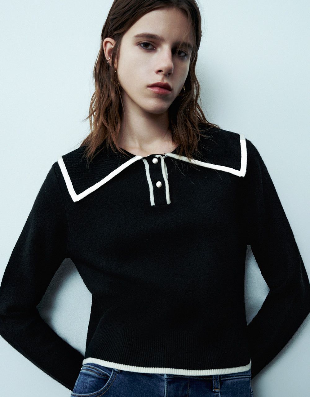 Straight Knitted T-Shirt sold by Urban Revivo product image thumbnail 5