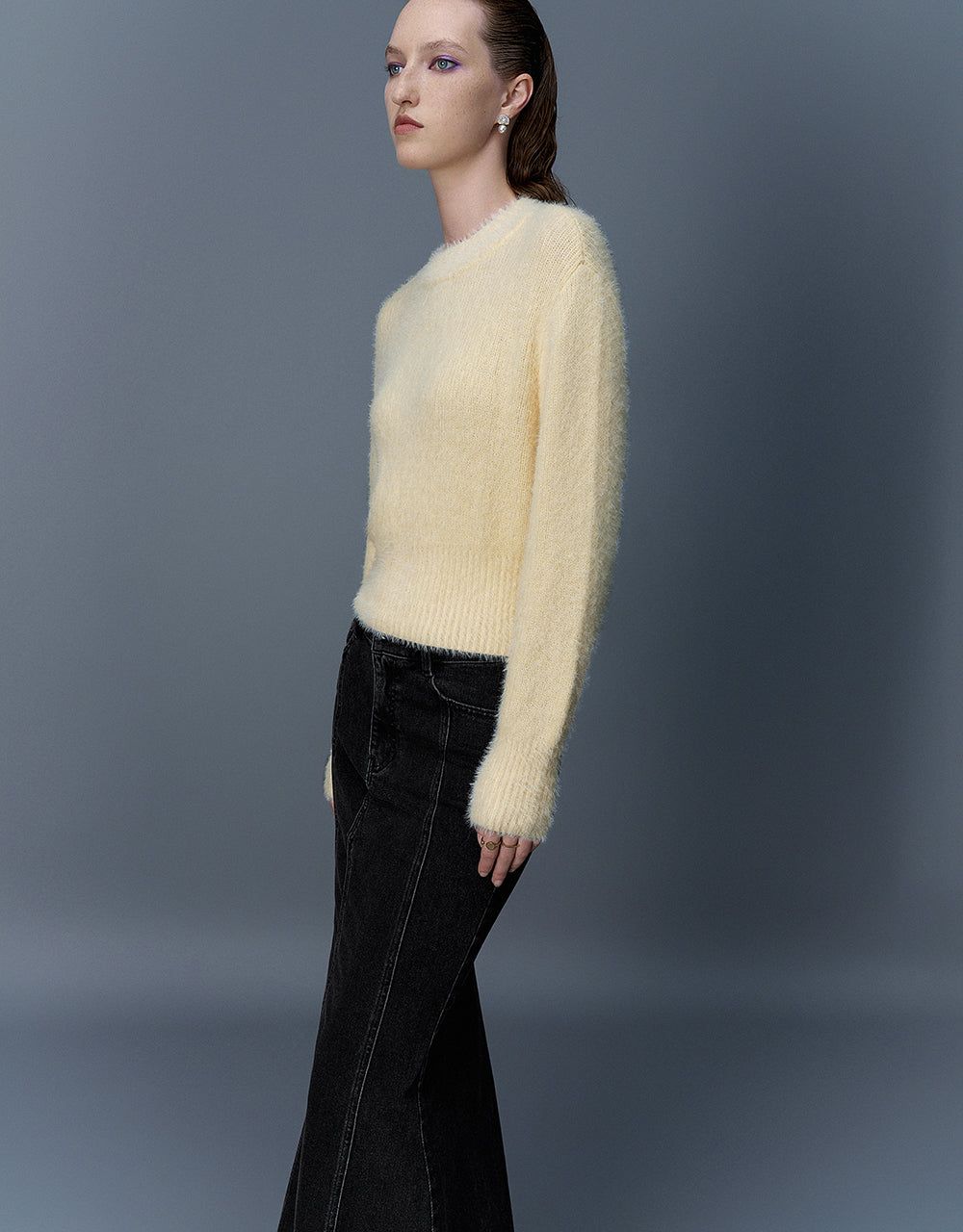 Drop Shoulder Sleeve Crew Neck Knitted T-Shirt sold by Urban Revivo product image thumbnail 5