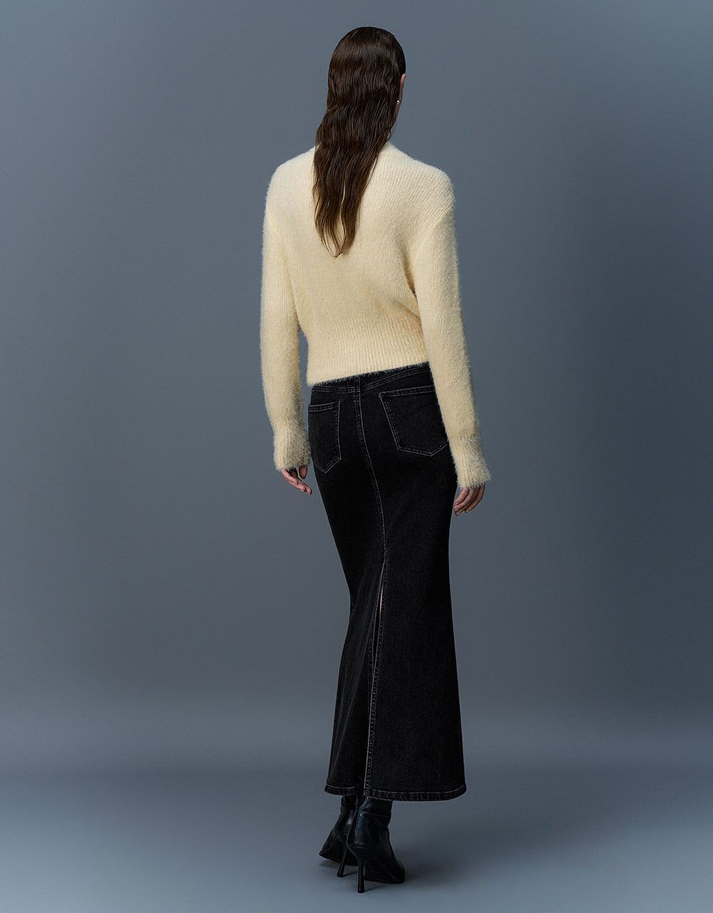 Drop Shoulder Sleeve Crew Neck Knitted T-Shirt sold by Urban Revivo product image thumbnail 4