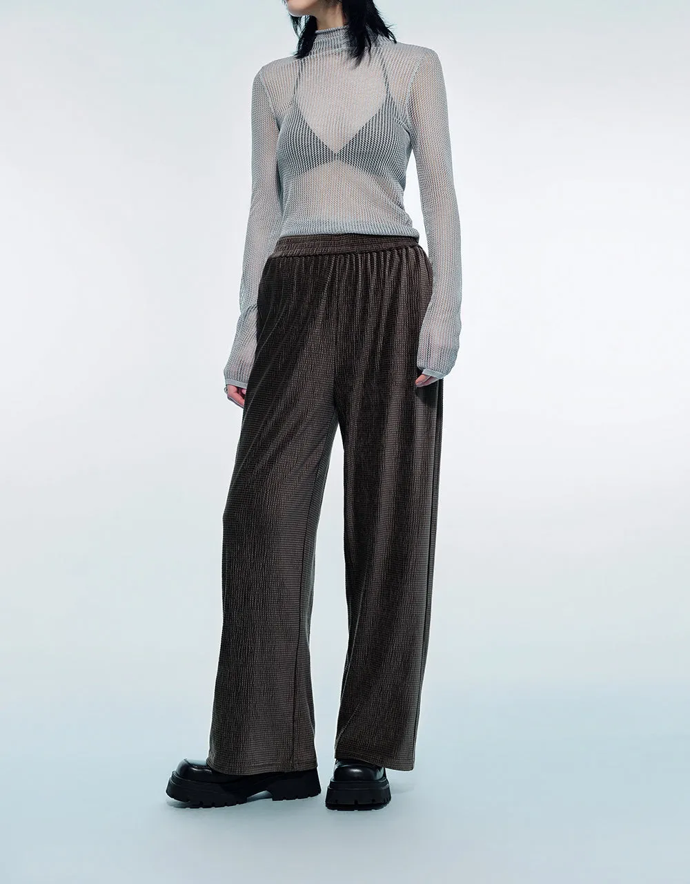 Elastic Waist Knitted Straight Pants sold by Urban Revivo product image thumbnail 4