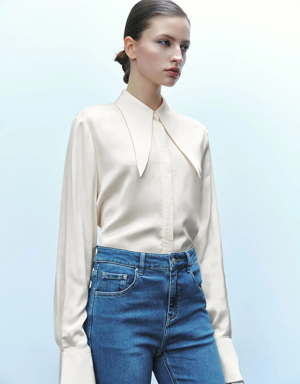 Button Up Straight Shirt sold by Urban Revivo product image thumbnail 3