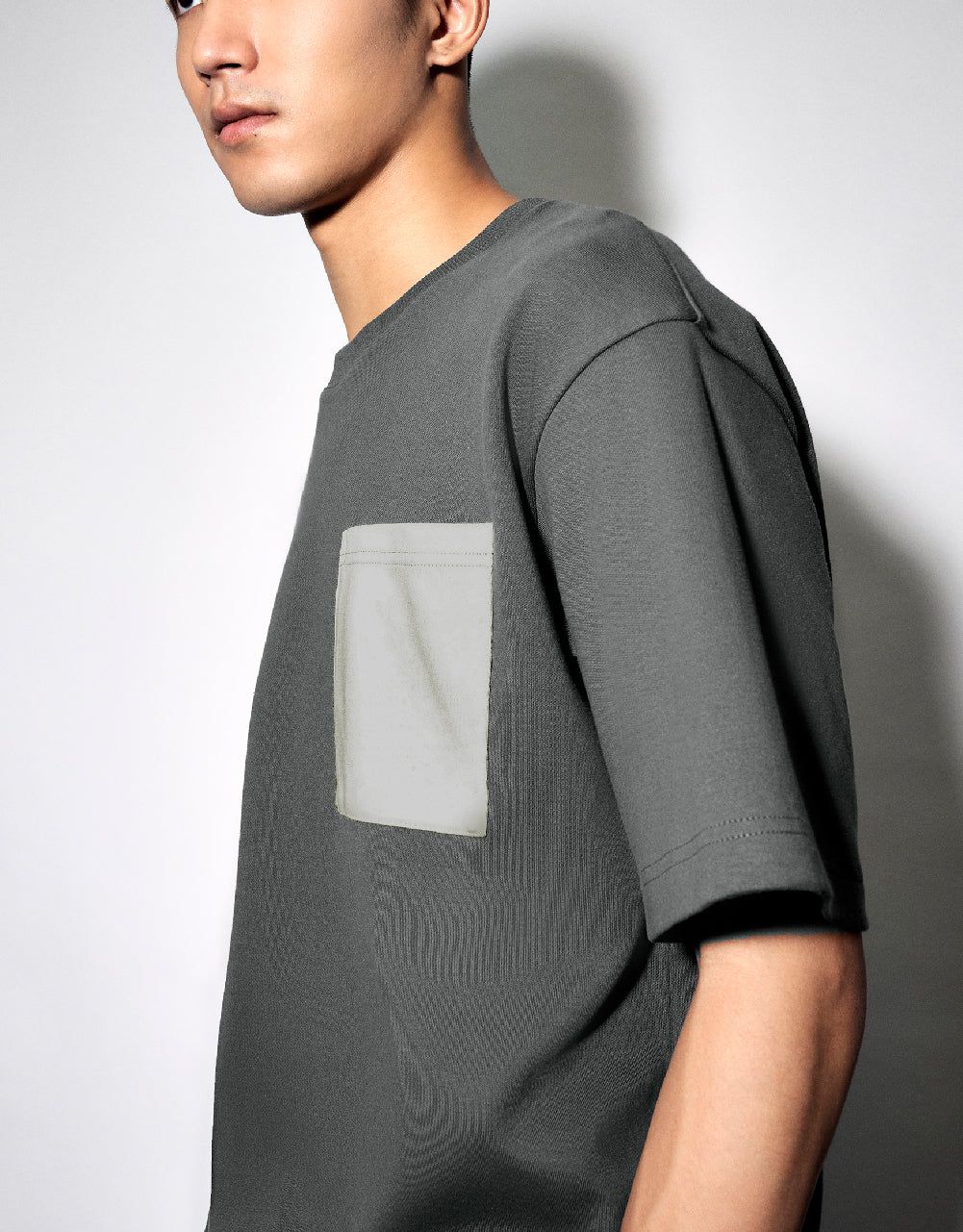 Crew Neck Straight Knitted T-Shirt sold by Urban Revivo product image thumbnail 5