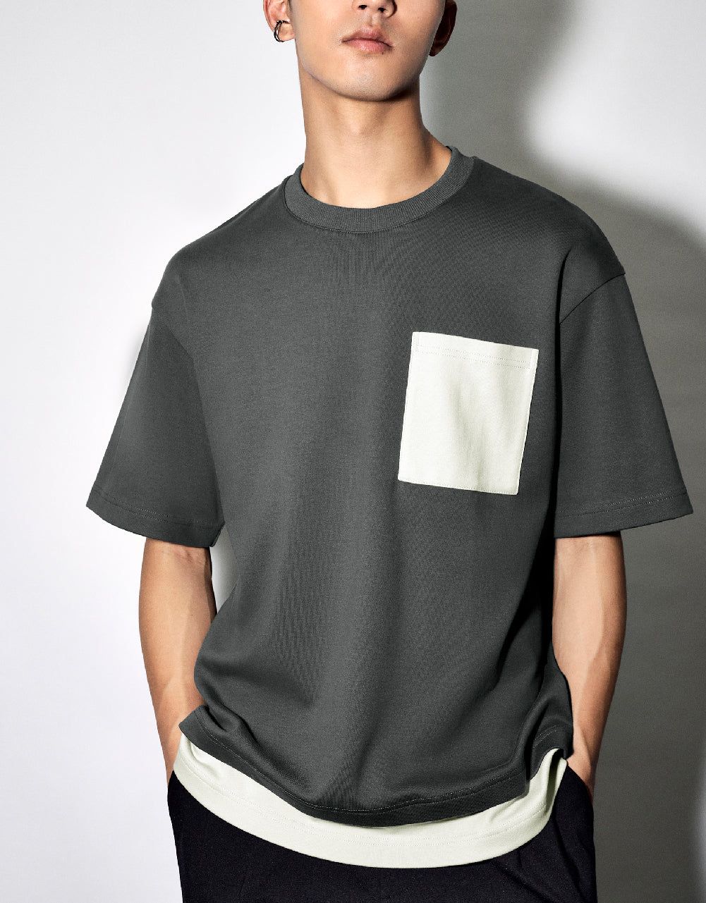 Crew Neck Straight Knitted T-Shirt sold by Urban Revivo product image thumbnail 3