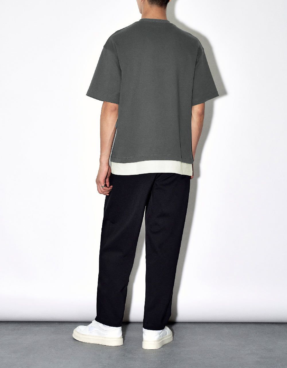 Crew Neck Straight Knitted T-Shirt sold by Urban Revivo product image thumbnail 4