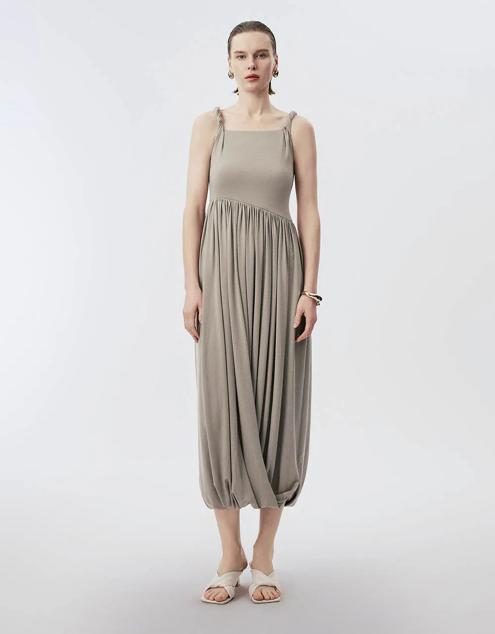 Sleeveless Straight Dress sold by Urban Revivo