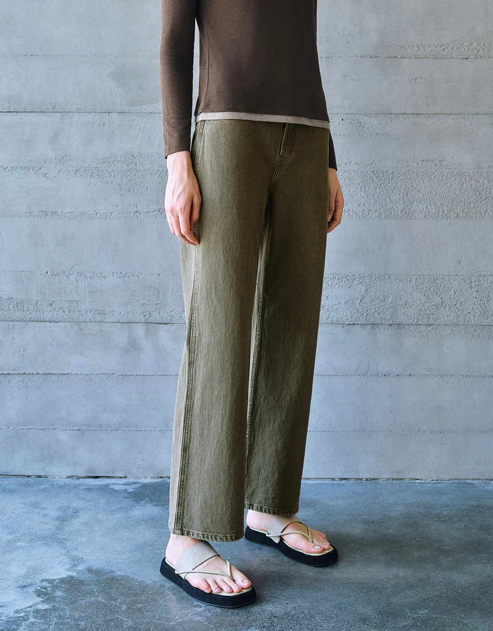 Straight Jeans sold by Urban Revivo product image thumbnail 4