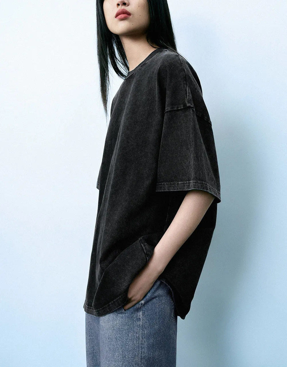 Crew Neck Loose T-Shirt sold by Urban Revivo product image thumbnail 3