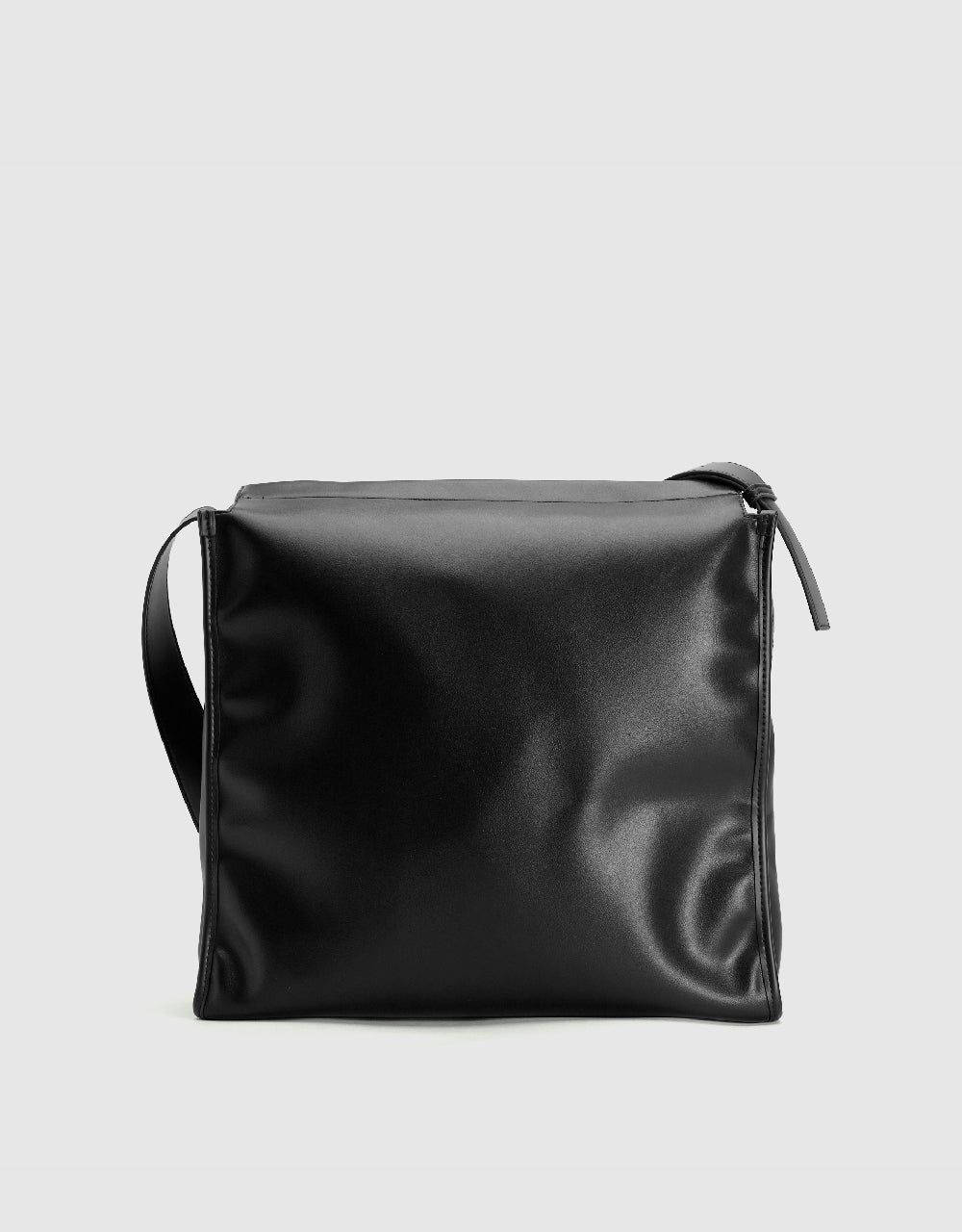 Vegan Leather Crossbody Bag sold by Urban Revivo product image thumbnail 4